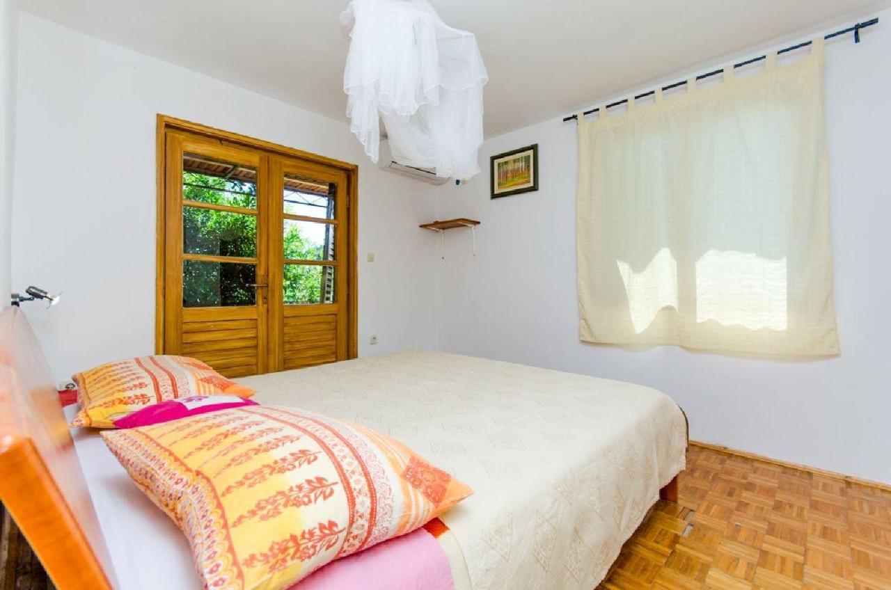 Willa House Renato Ivan Dolac Zewnętrze zdjęcie